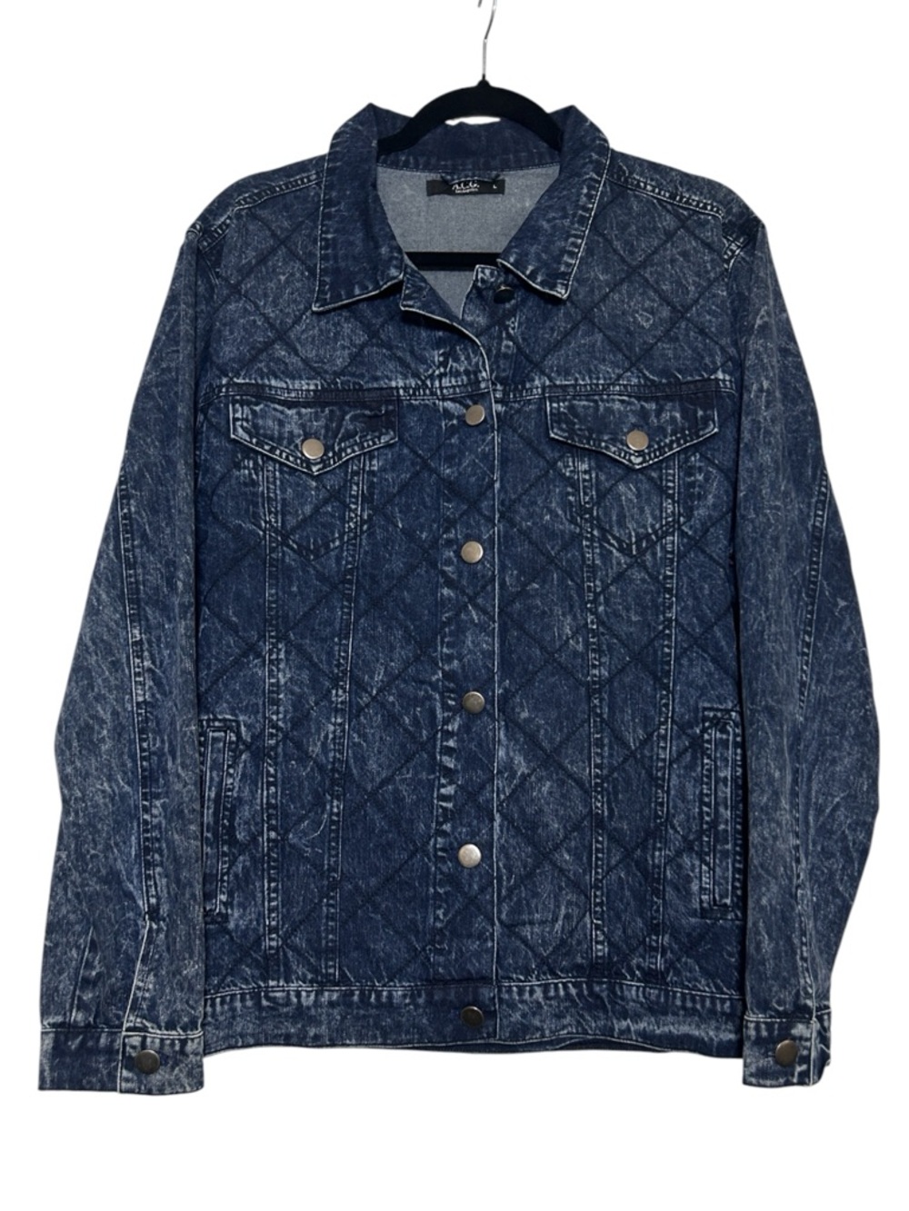 NWOT Women’s Diamond Pattern Denim Jacket - Blue